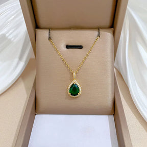 Conjunto Gota Verde-Esmeralda e Micro Zircônias Banhado a Ouro 18K