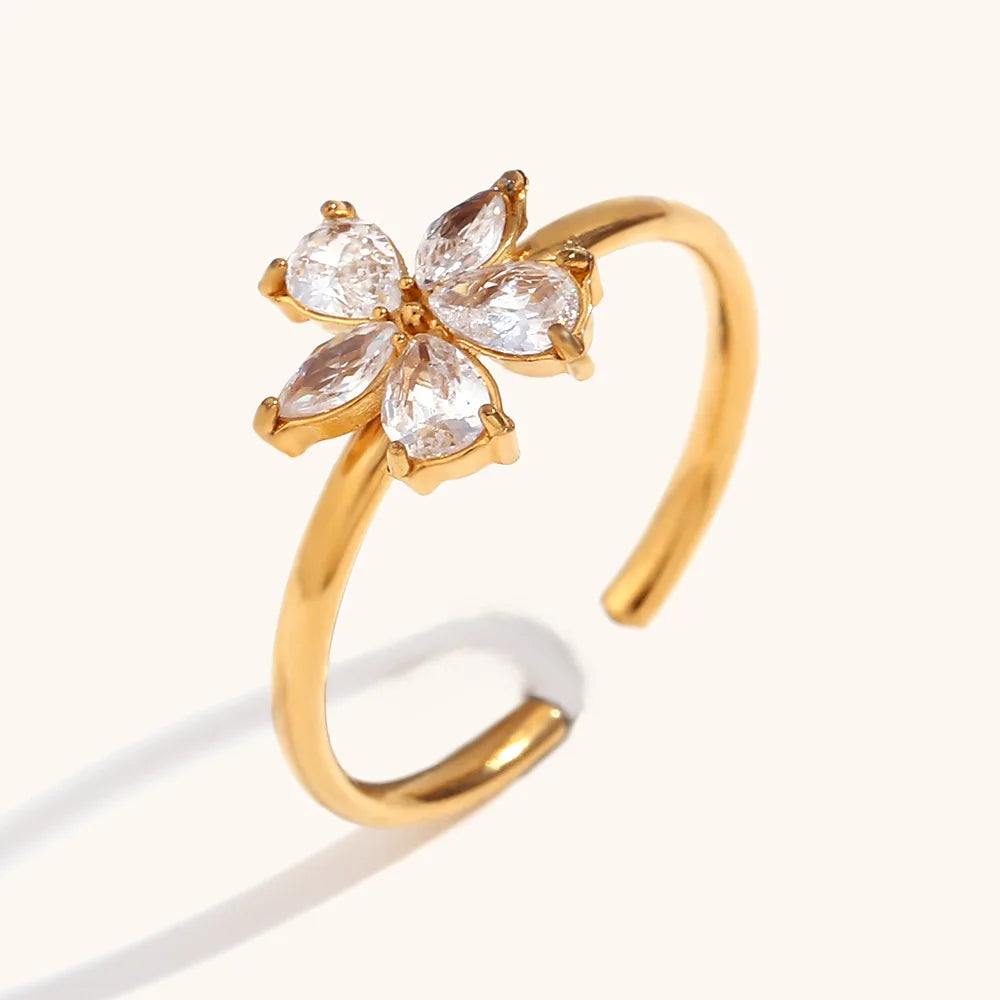 Anel Flor com Zircônias Softjoias Folheado em Ouro 18k ( AJUSTÁVEL)